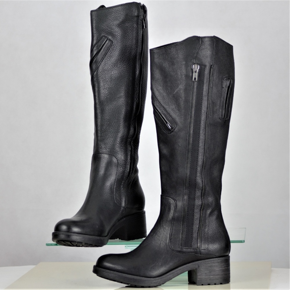 Vera Wang NWOB/T Label Evan Riding 5.5 M